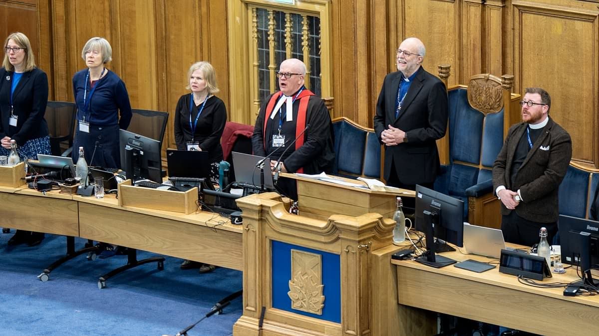 Church of Scotland accused of 'well-intentioned folly' as it apologises for role in the slave trade