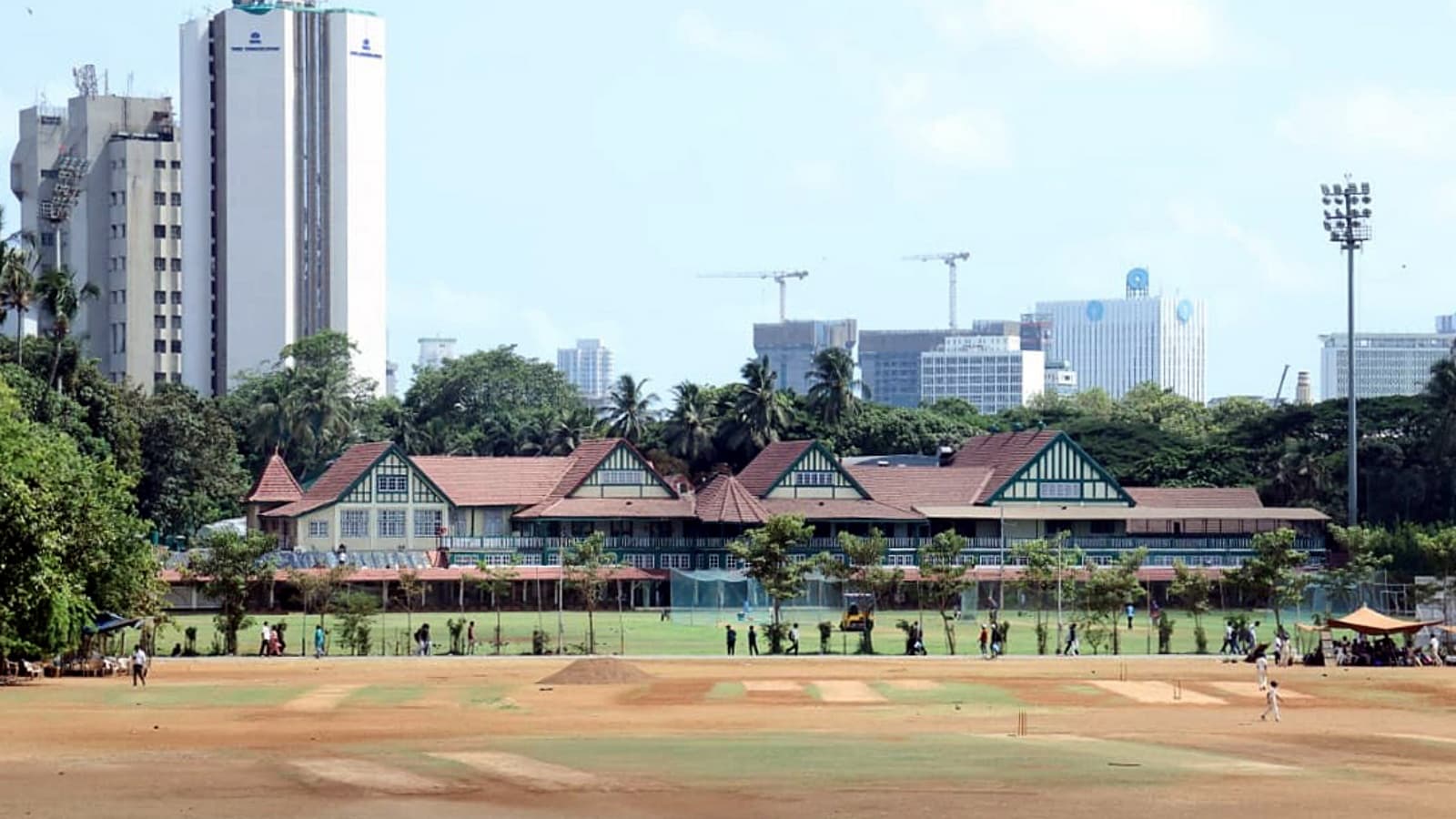 Inside Track : Rulers Rule Club Class