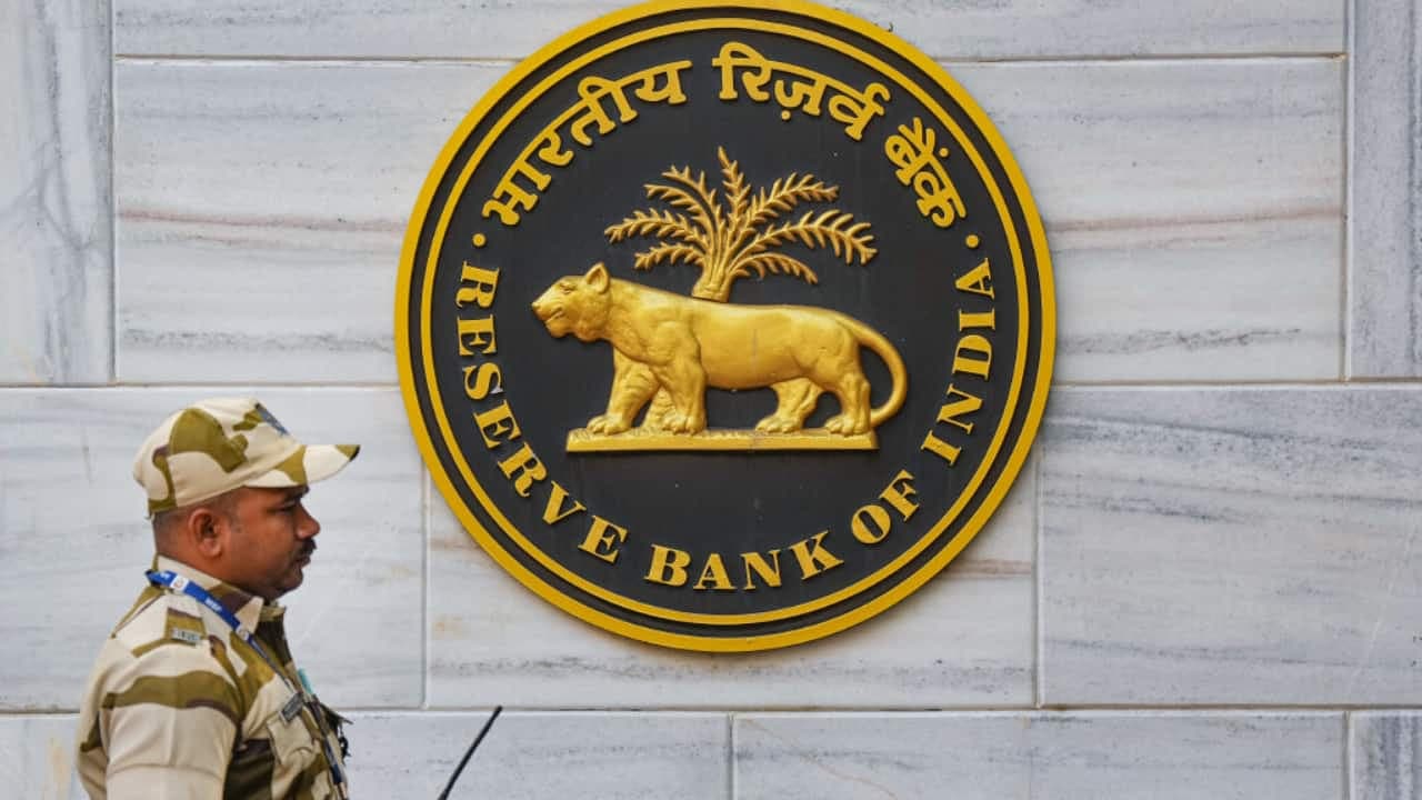 India needs to monitor Iran war impact, RBI report says
