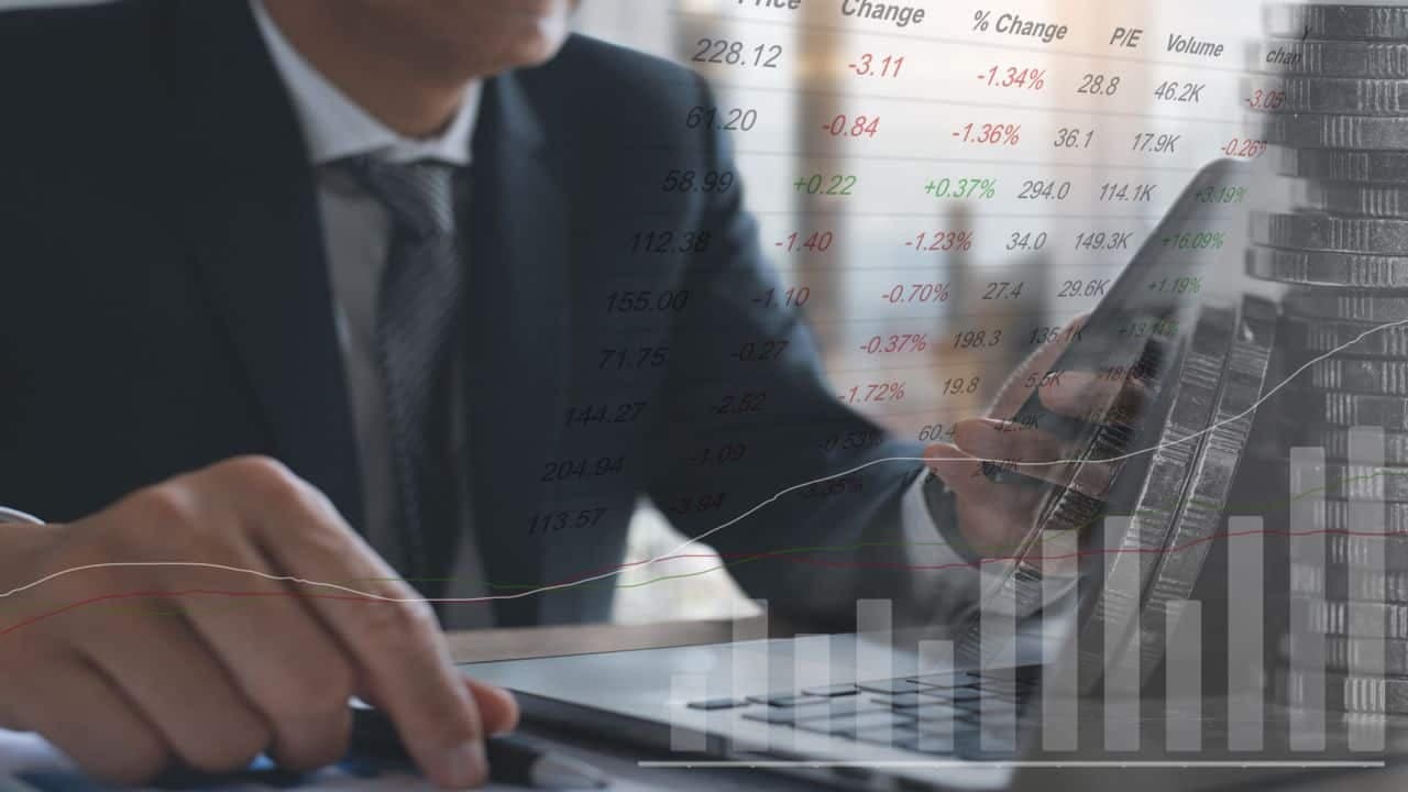 Stocks to Watch Today : Physicswallah , Swiggy , Q - Line Biotech , Lupin , Wockhardt , Ashok Leyland , GMR Airports , PG Electroplast , West Coast Paper in focus on 29 May