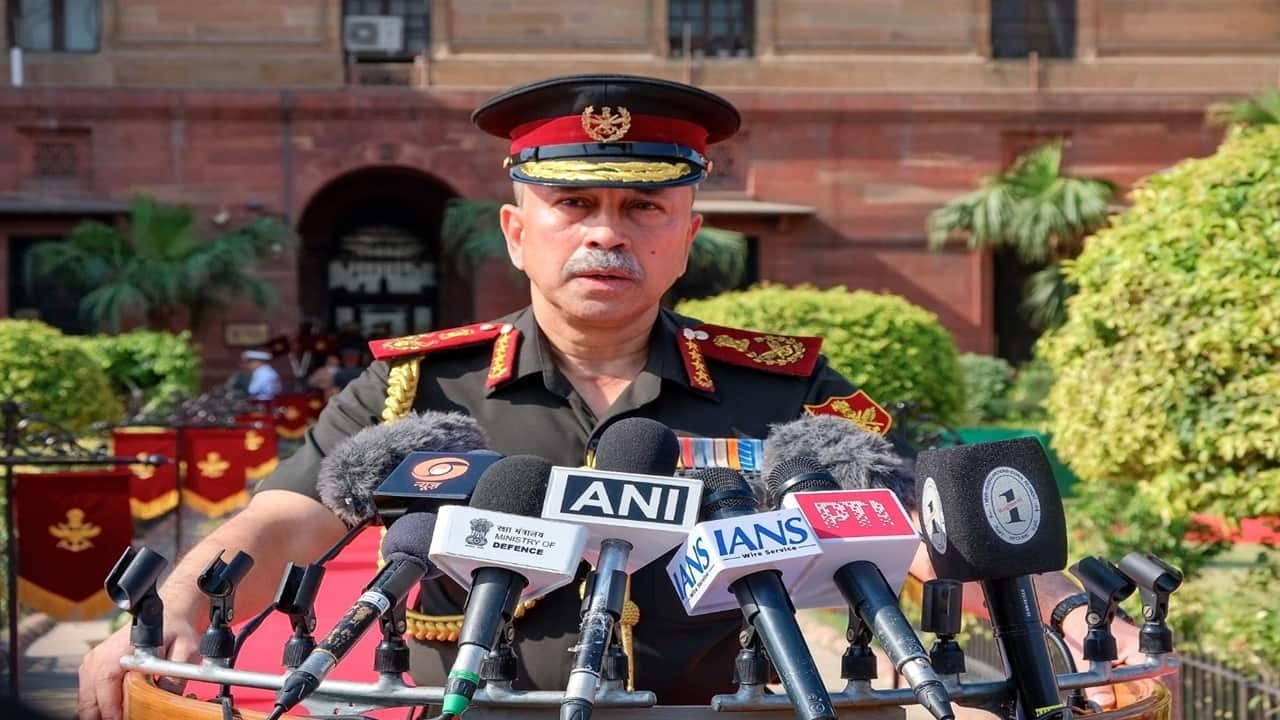 General NS Raja Subramani takes charge as CDS , receives ceremonial Guard of Honour - Moneycontrol . com