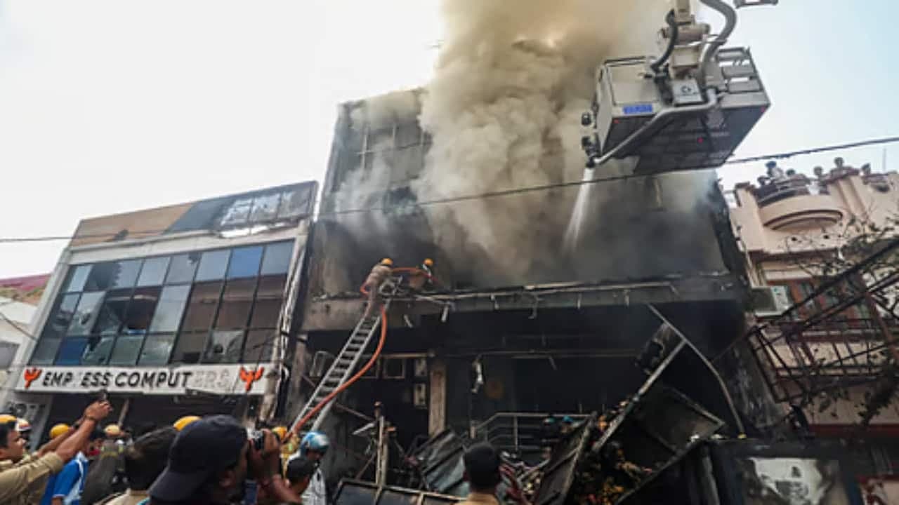 Blocked fire exit , illegal lift worsened Aliganj tragedy that killed 15 students : SIT