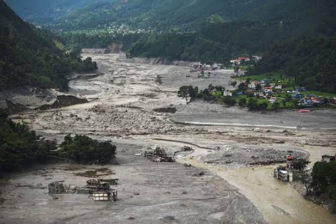 हिमनदी पुराला युनोने 'निर्णायक क्षण' म्हटले, पुनर्बांधणीसाठी 4.8 अब्ज डॉलरची गरज
