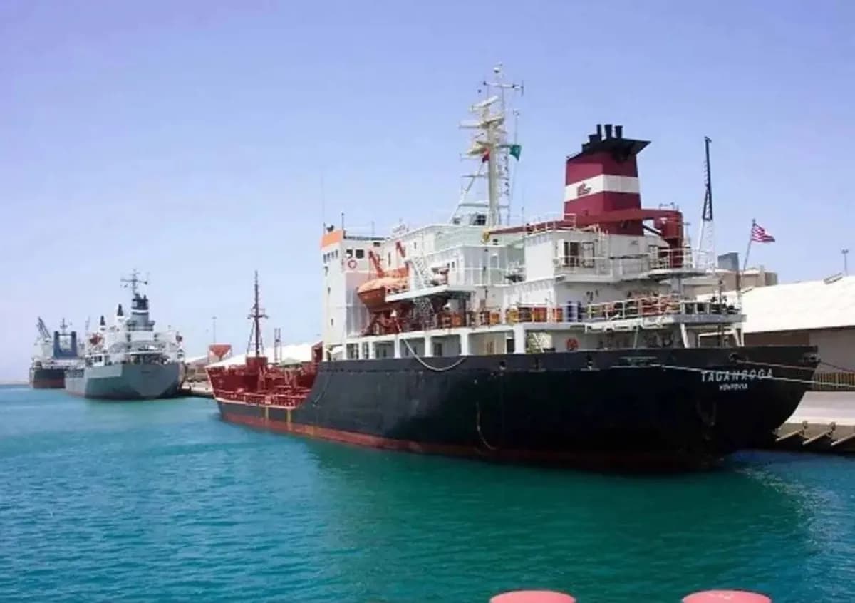 Saudi Oil Pipeline Boosts Exports 37.4%, Trade Surplus Hits Highest Since 2022