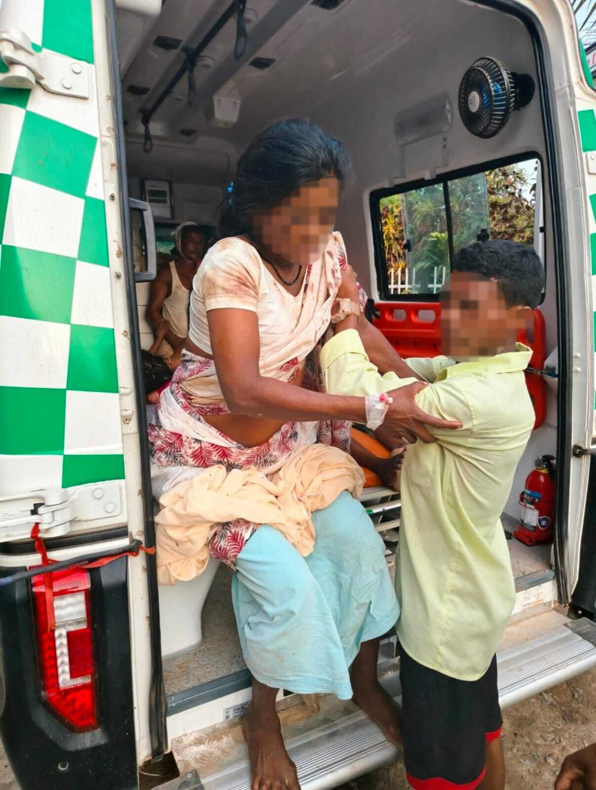 Indian Christians attacked in Church by mob