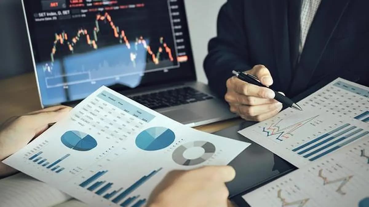 Q4 results highlights today: Cummins India, TVS Srichakra, Ramco & Gillette India report profit rise; Senco Gold surges, Siemens dips
