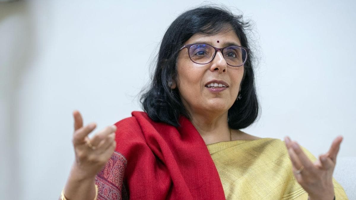 Labour Secretary urges industry to revise payrolls to protect social security benefits