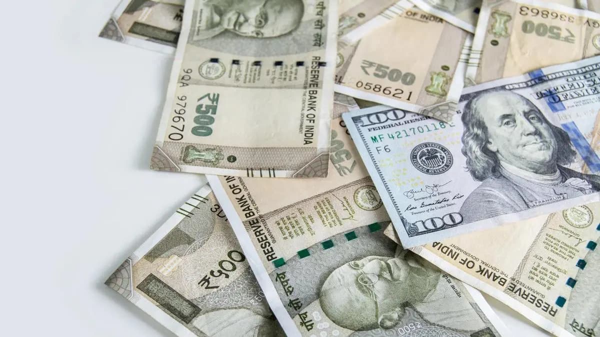 RBI’s seeks daily data from banks under its limited period measures to attract foreign capital