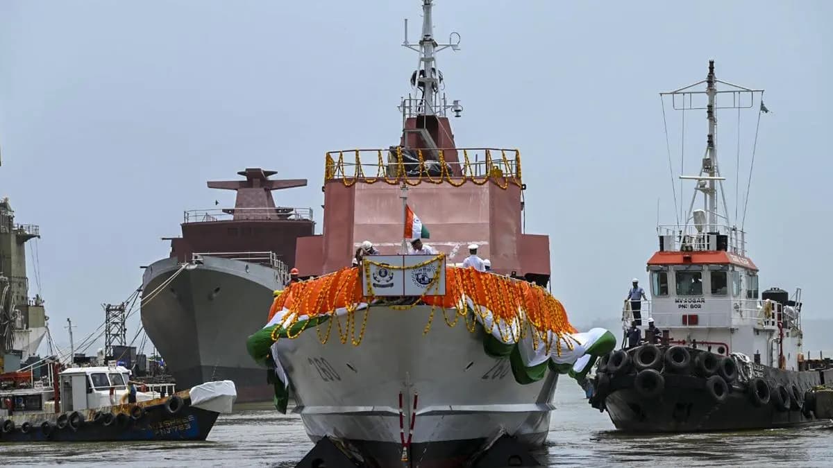 Fast Patrol Vessel 'Achal' commissioned into Coast Guard