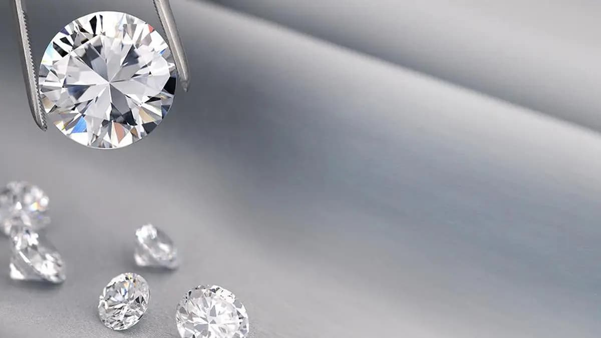 Natural diamond ownership among Indian women increasing , says De Beers study