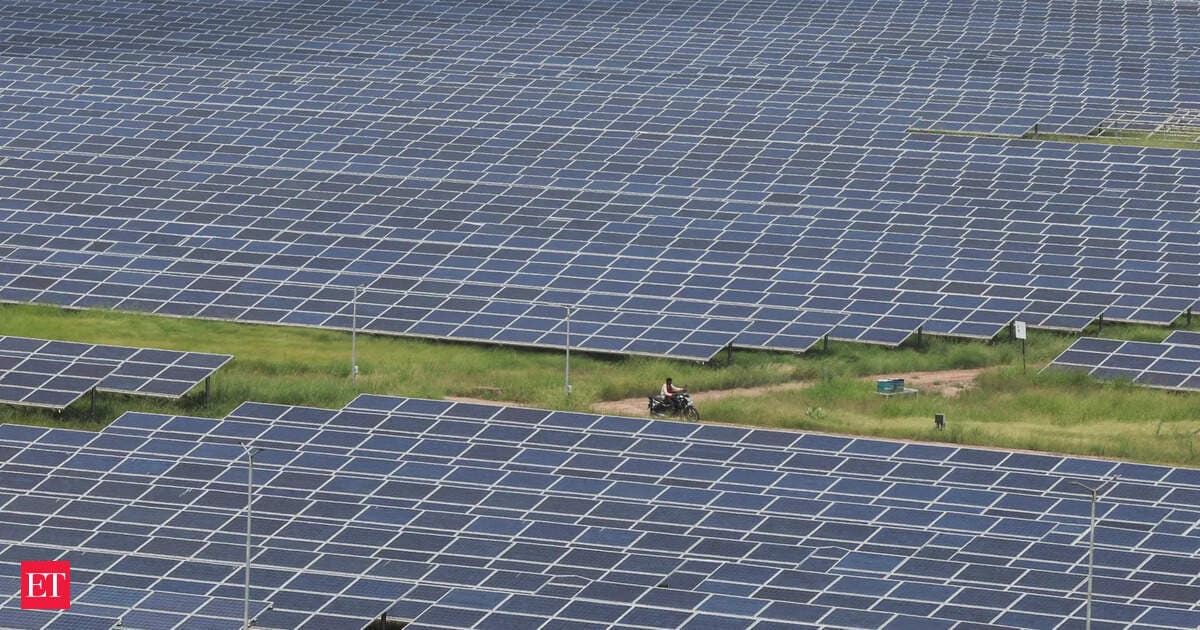 India solar industry seeks higher power prices amid record demand