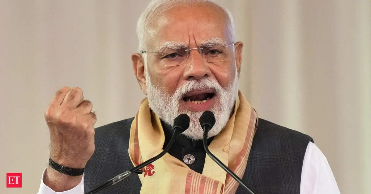 PM Modi meets leading CEOs in France; discusses investment and India expansion plans