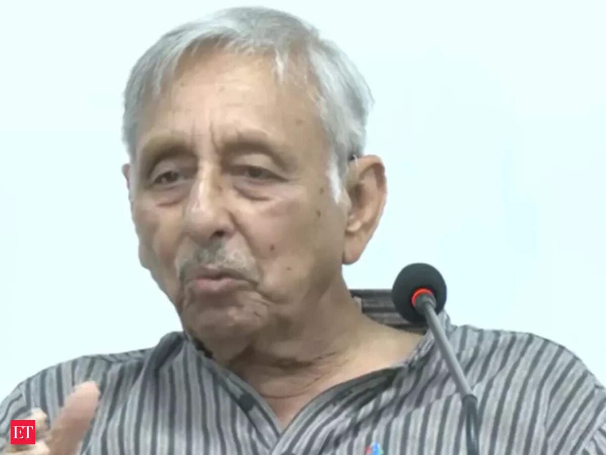 India can launch surgical strikes on Pakistan, but can't hold talks: Mani Shankar Aiyar