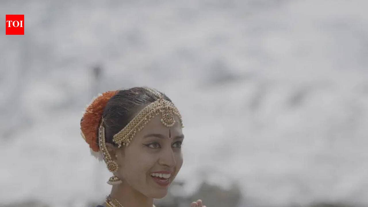 Mulund to Mt Everest: Meet 22-yr-old who danced before summiting peak