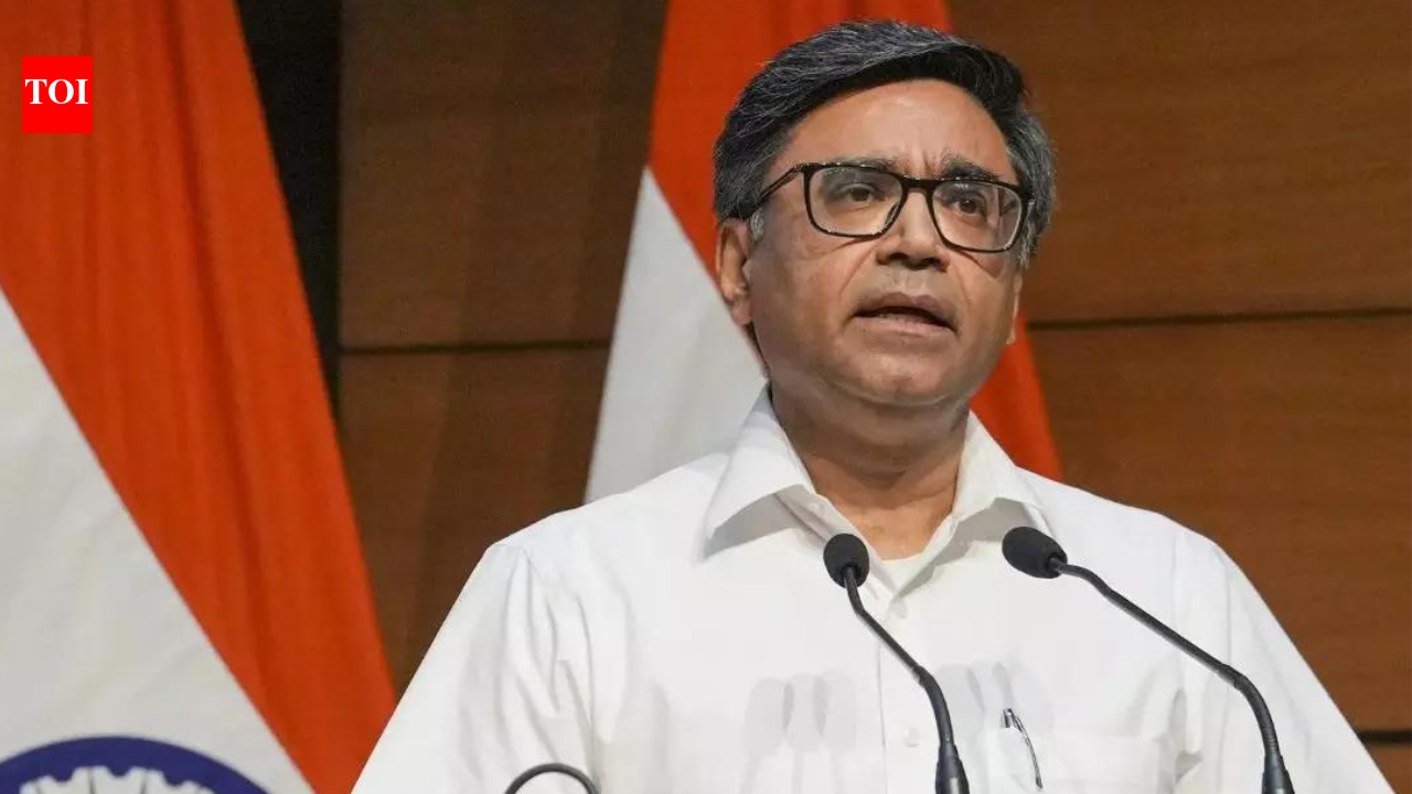 India - UK trade pact to open new opportunities beyond commerce , mobility boost key benefit : Vikram Misri