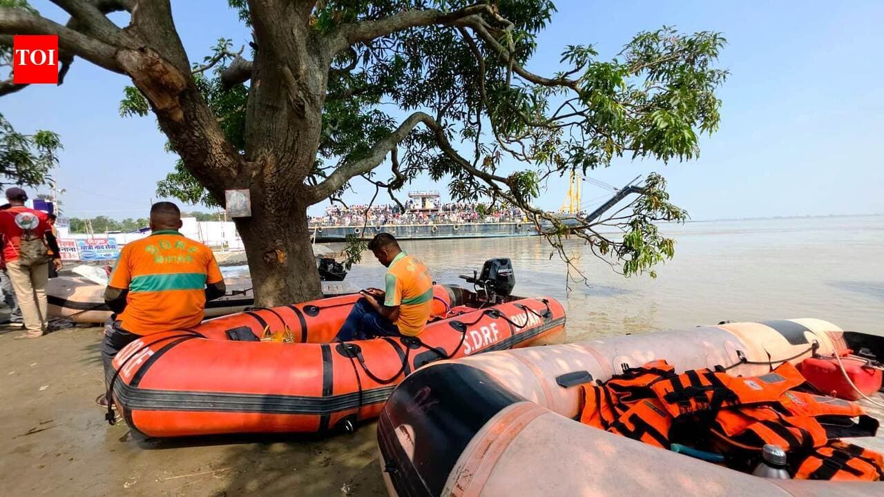 SDRF teams monitor Ganga ferries, cargo vessels in Bhagalpur