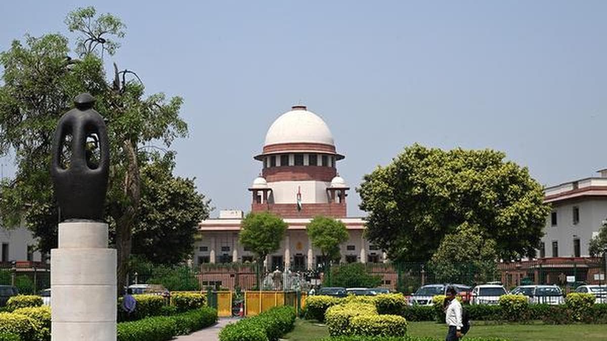 Supreme Court tells CCI to protect competition without weakening market confidence ; clears Amazon