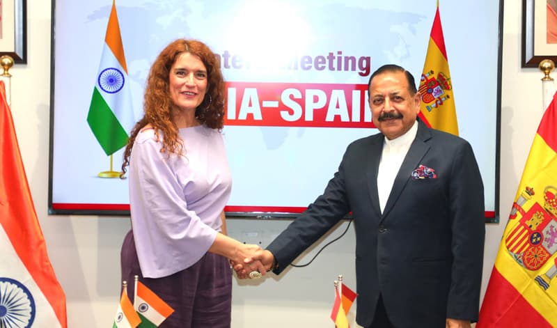 Spain Secretary General led delegation meets Dr Jitendra , discusses Astrophysics collaboration