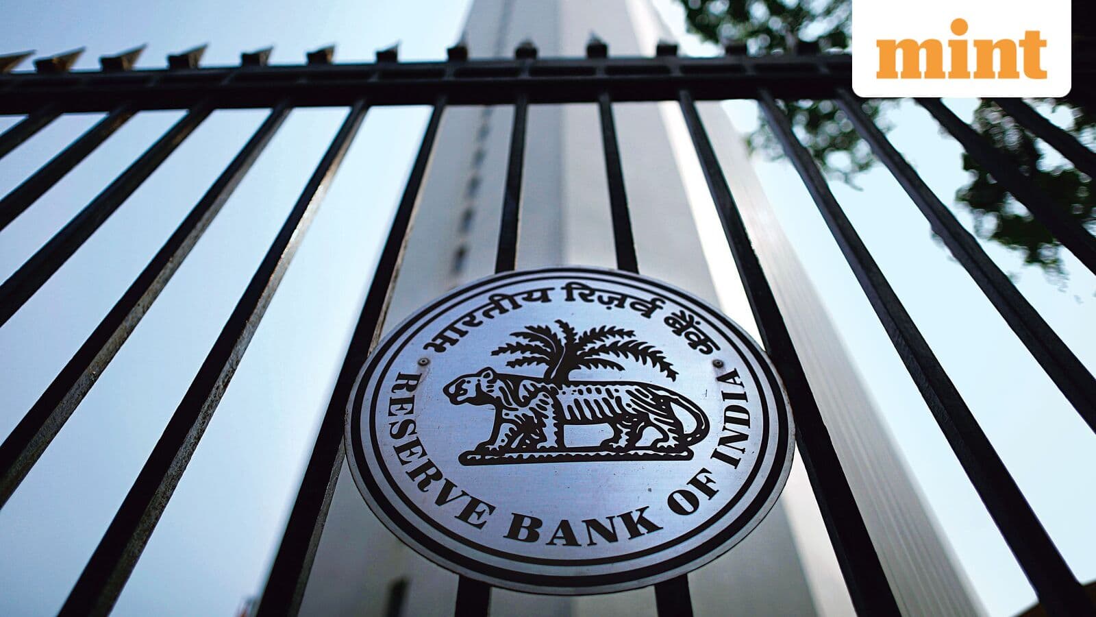 Ajit Ranade: Why India’s central bank should not turn into a fiscal stabilizer for the government