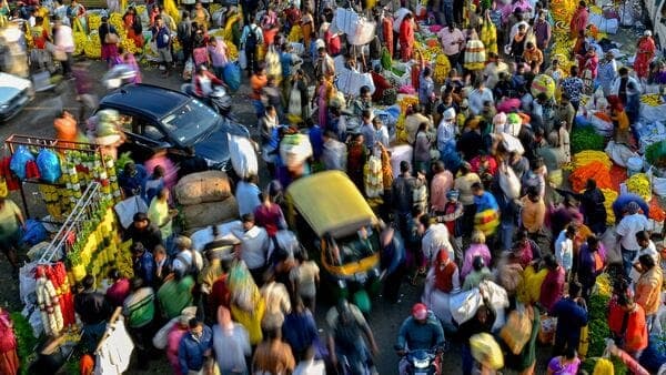 India population problem : why our fertility decline demands a country - wide policy response
