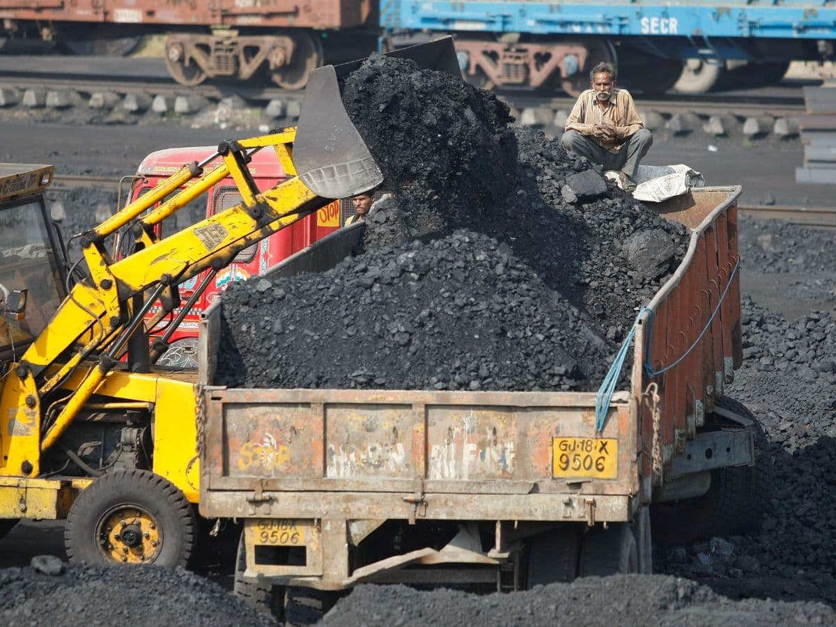 Coal India OFS Opens For Retail Investors Today At ₹412 : Should You Buy Or Avoid ? Key Dates , Application Process And More